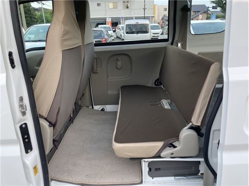 MINICAB VAN