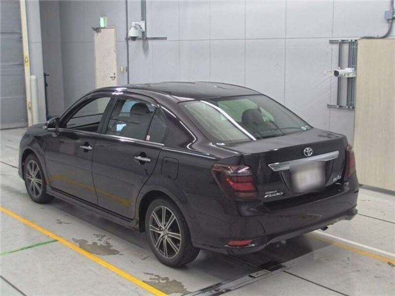 COROLLA AXIO