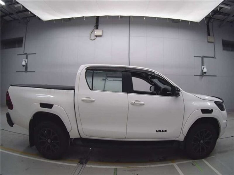HILUX