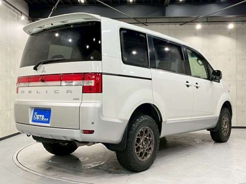 DELICA D5