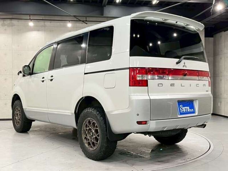 DELICA D5