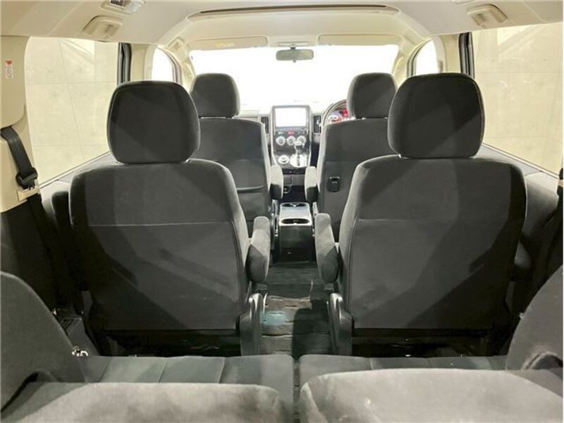 DELICA D5