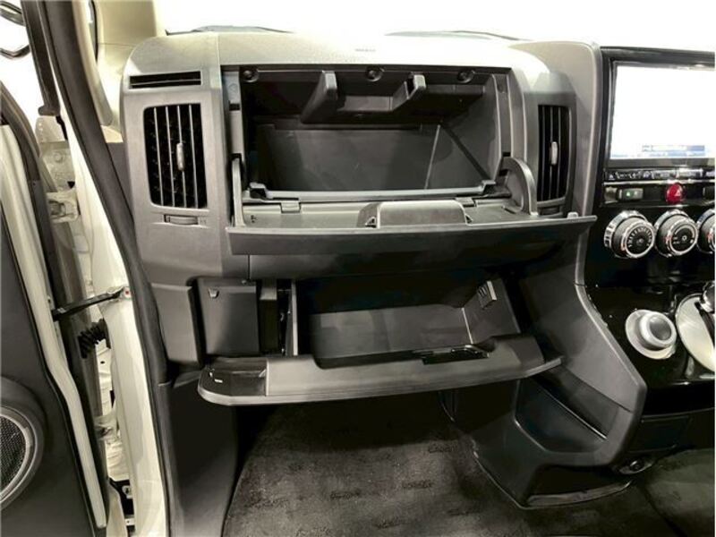 DELICA D5