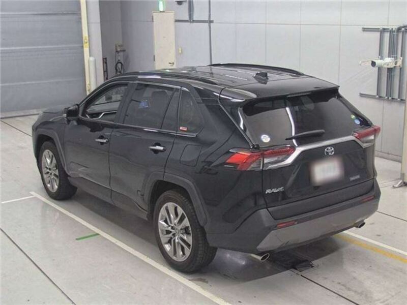RAV4