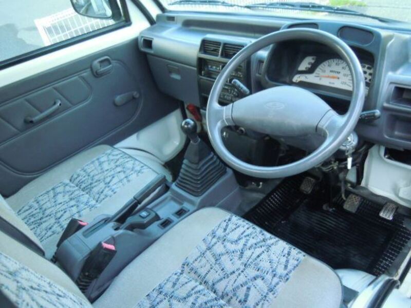 MINICAB TRUCK