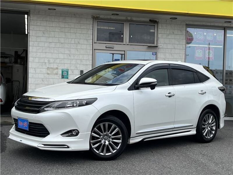 TOYOTA HARRIER