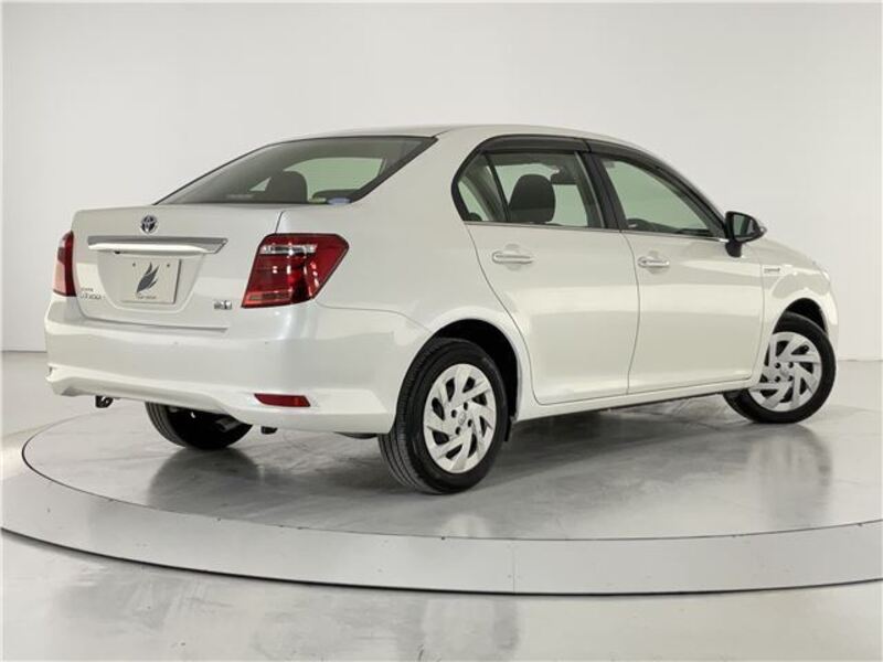 COROLLA AXIO