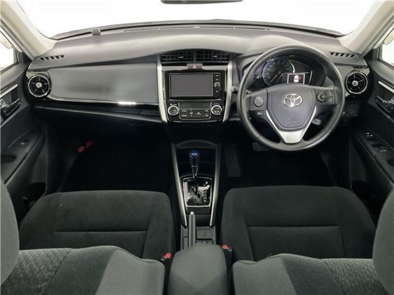 COROLLA AXIO