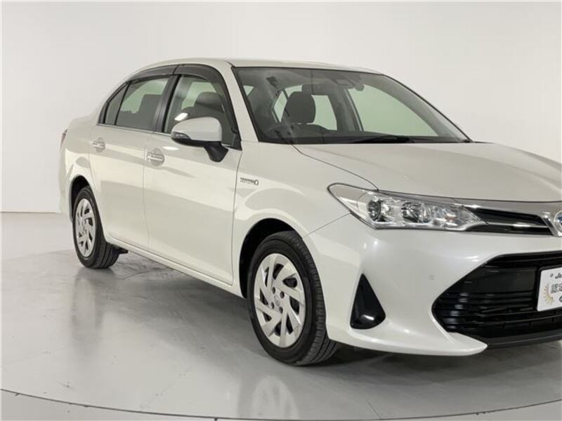 COROLLA AXIO