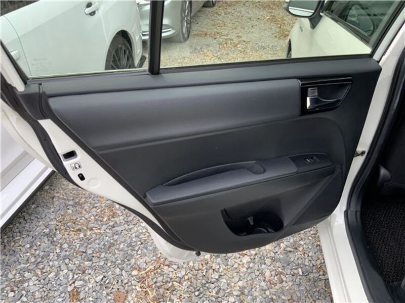 COROLLA AXIO