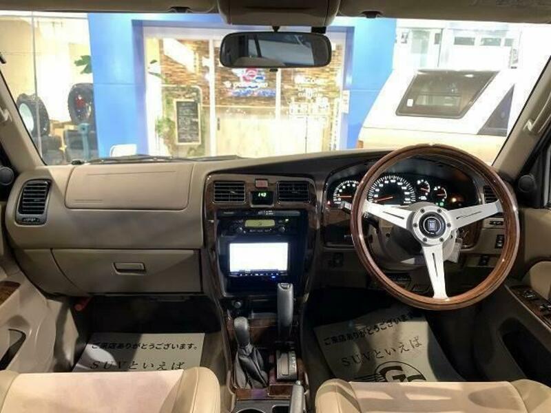 HILUX SURF