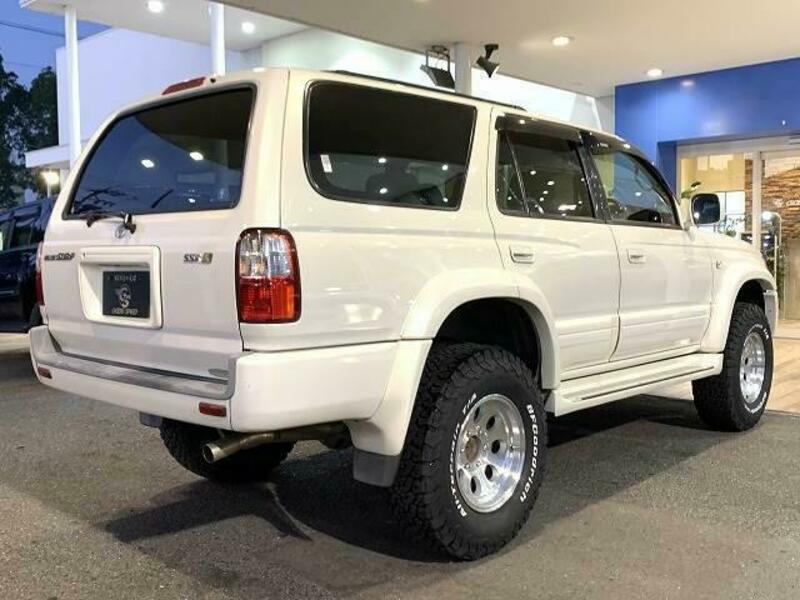 HILUX SURF