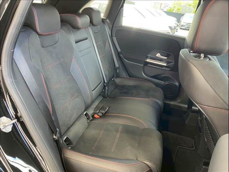 B-CLASS