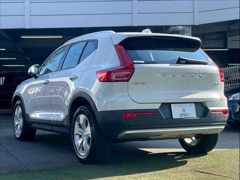 XC40