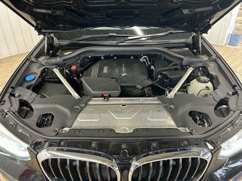 X3