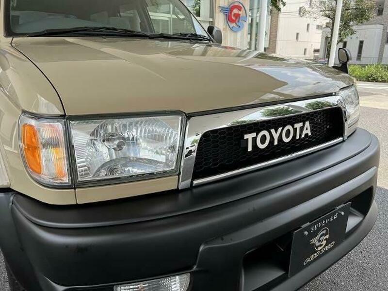HILUX SURF
