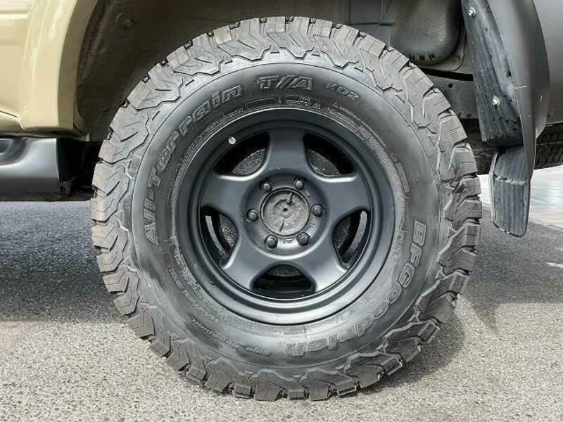 HILUX SURF
