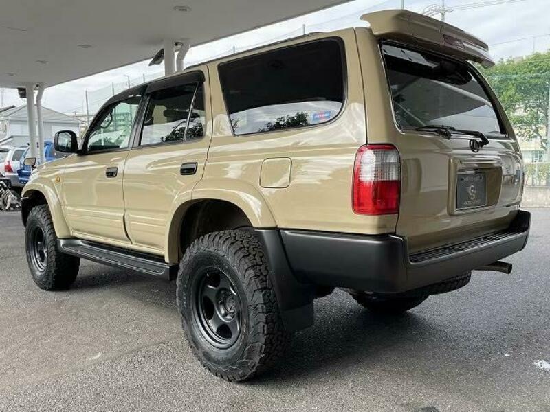 HILUX SURF