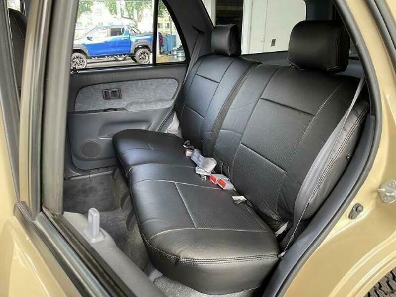 HILUX SURF