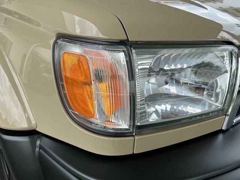 HILUX SURF