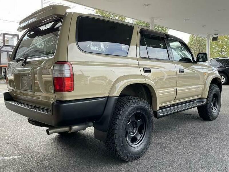 HILUX SURF