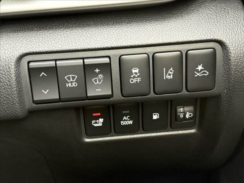 ECLIPSE CROSS