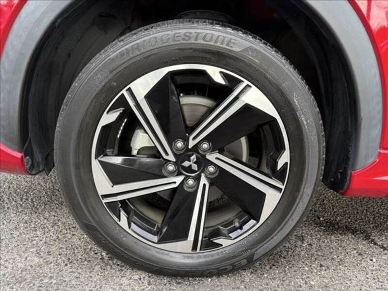 ECLIPSE CROSS