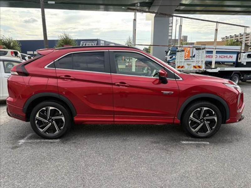 ECLIPSE CROSS