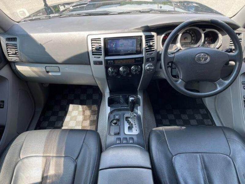 HILUX SURF