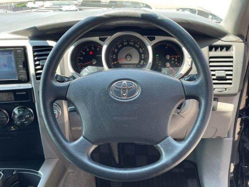 HILUX SURF