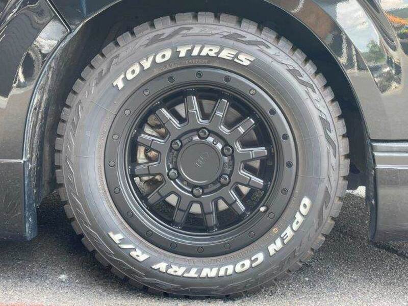 HIACE VAN