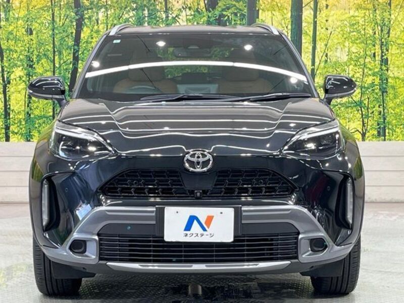 YARIS CROSS