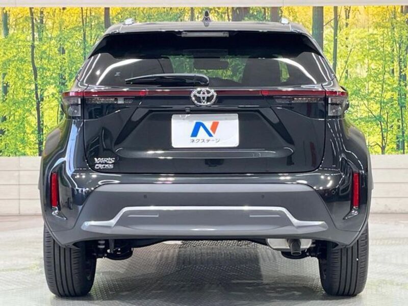 YARIS CROSS