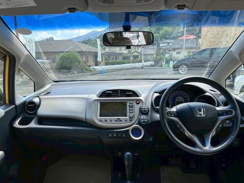 FIT HYBRID