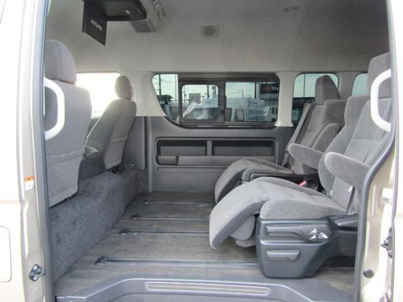 HIACE WAGON