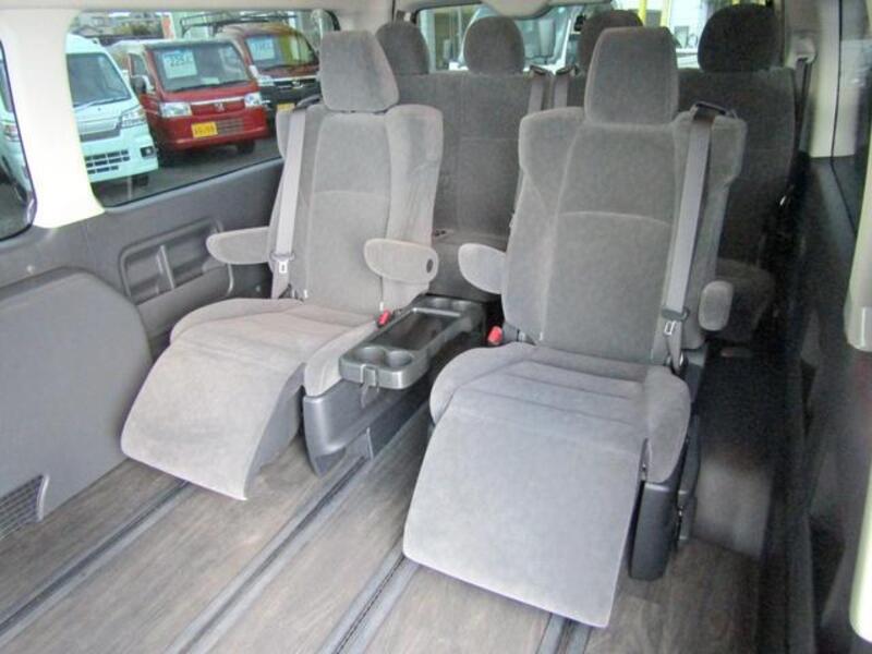 HIACE WAGON