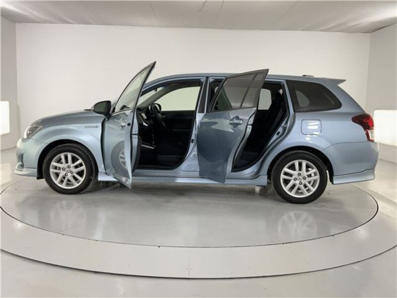 COROLLA FIELDER