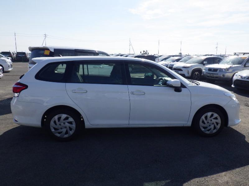 COROLLA FIELDER