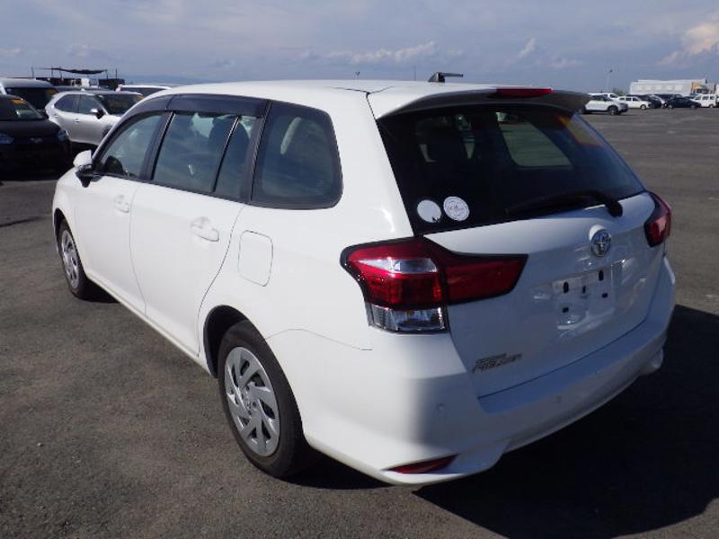 COROLLA FIELDER