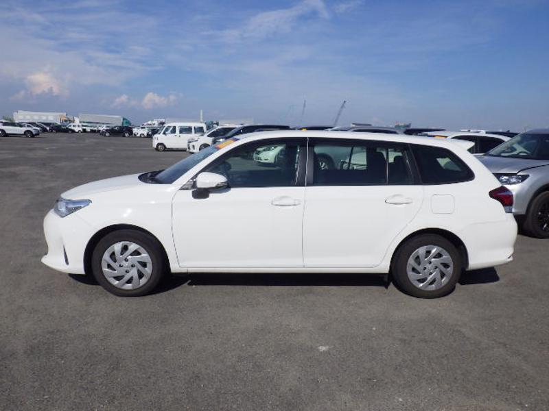 COROLLA FIELDER