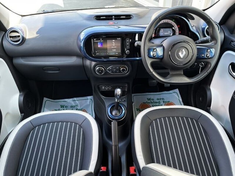 TWINGO