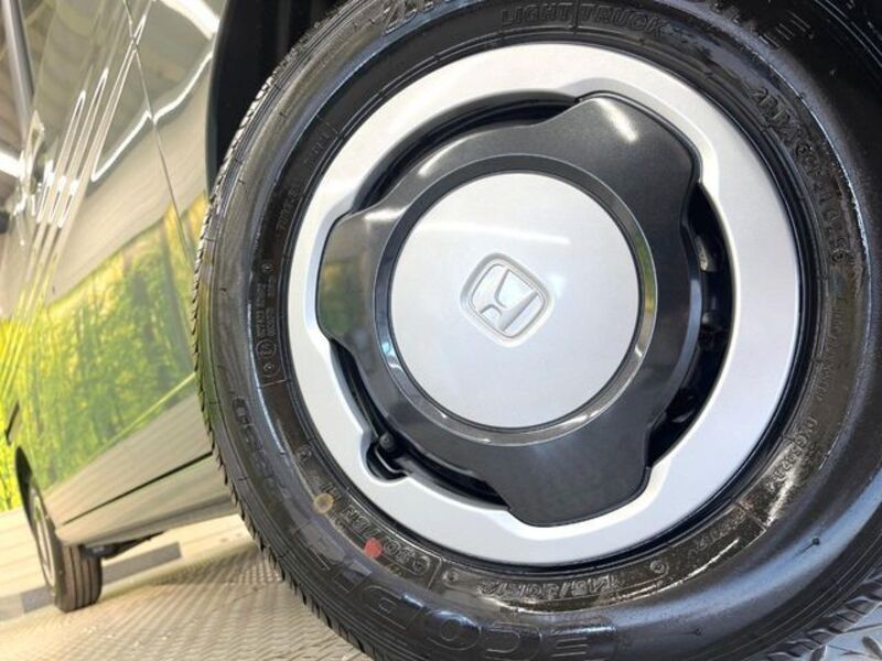 N-VAN