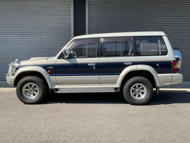 PAJERO