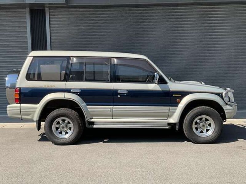PAJERO