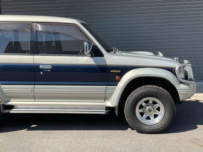 PAJERO