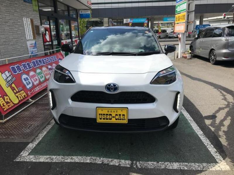 YARIS CROSS