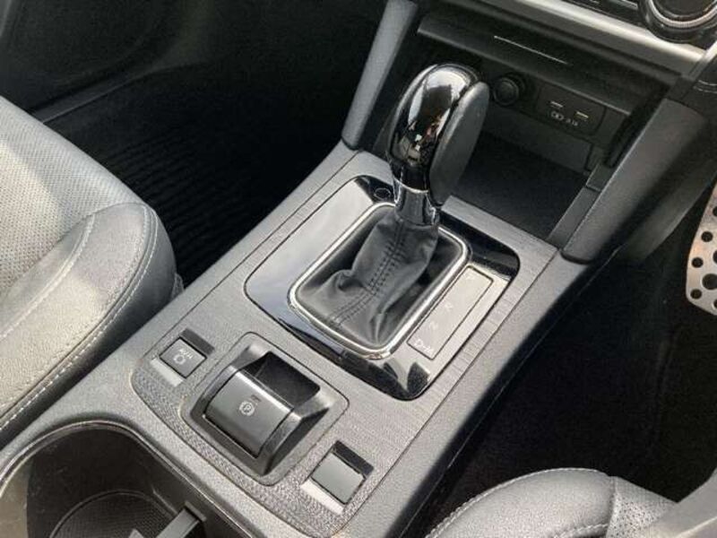 LEGACY B4