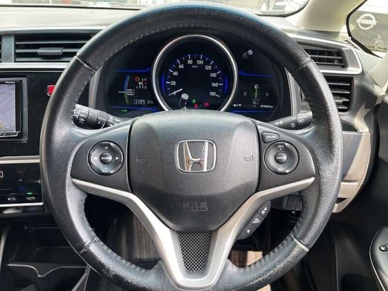 FIT HYBRID