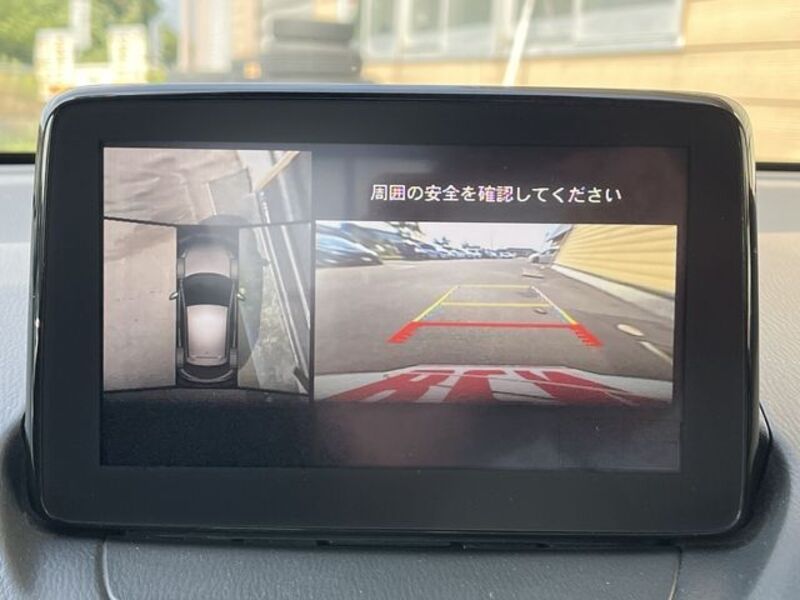 MAZDA2