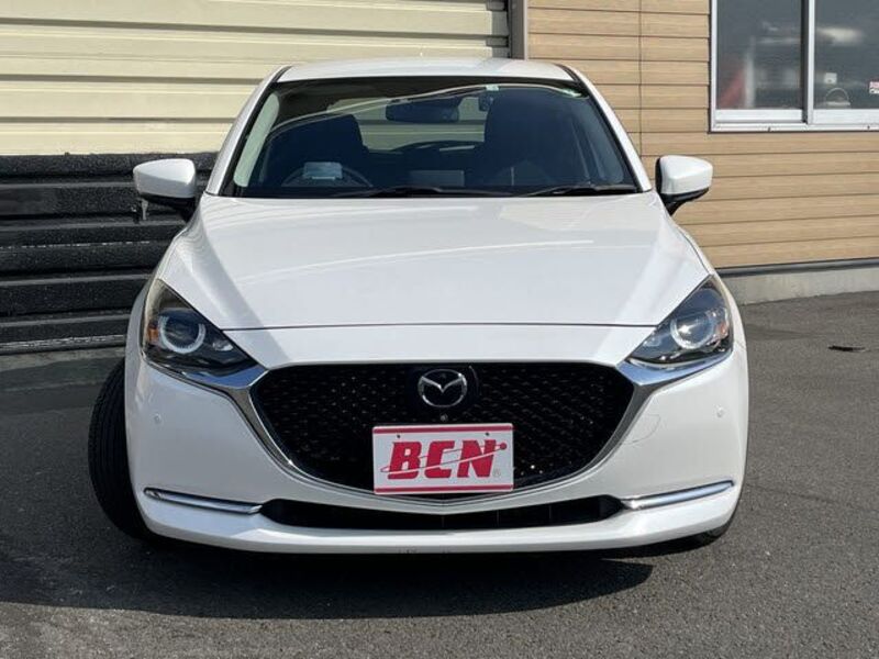 MAZDA2